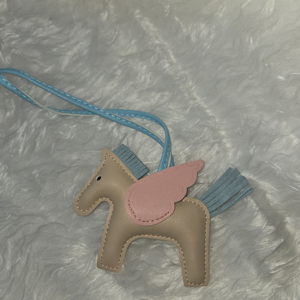 Leather Pony Peg Key & Card Holder with Pink Wing - Beige